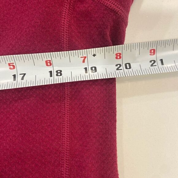 Mountain Hardware Pullover Henley Sz XL Fuchsia Base Layer Button Top - Picture 7 of 9